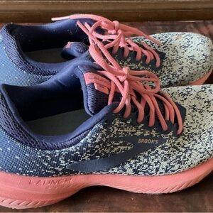 Brooks Women's Athletic Shoes - Navy and Coral